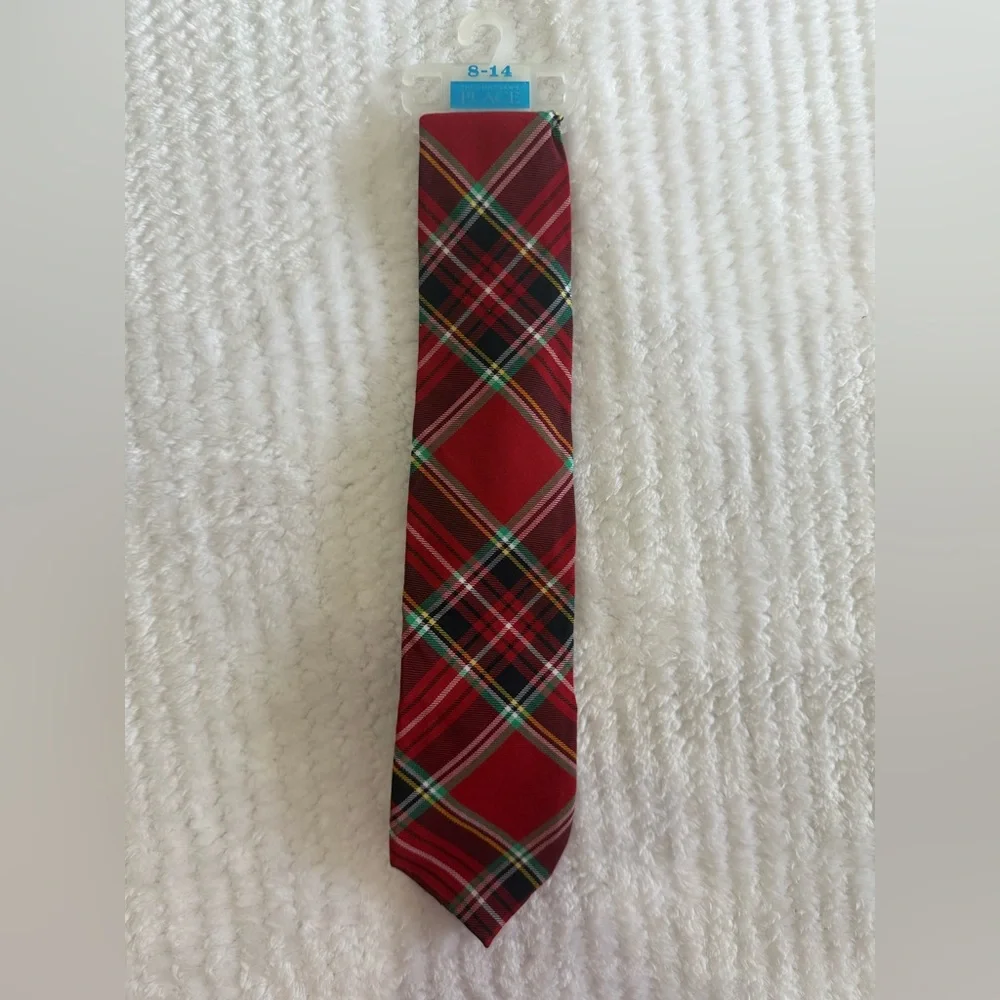 Children’s Place Boys Neck Tie Christmas Plaid Tartan NWT Size 8-14